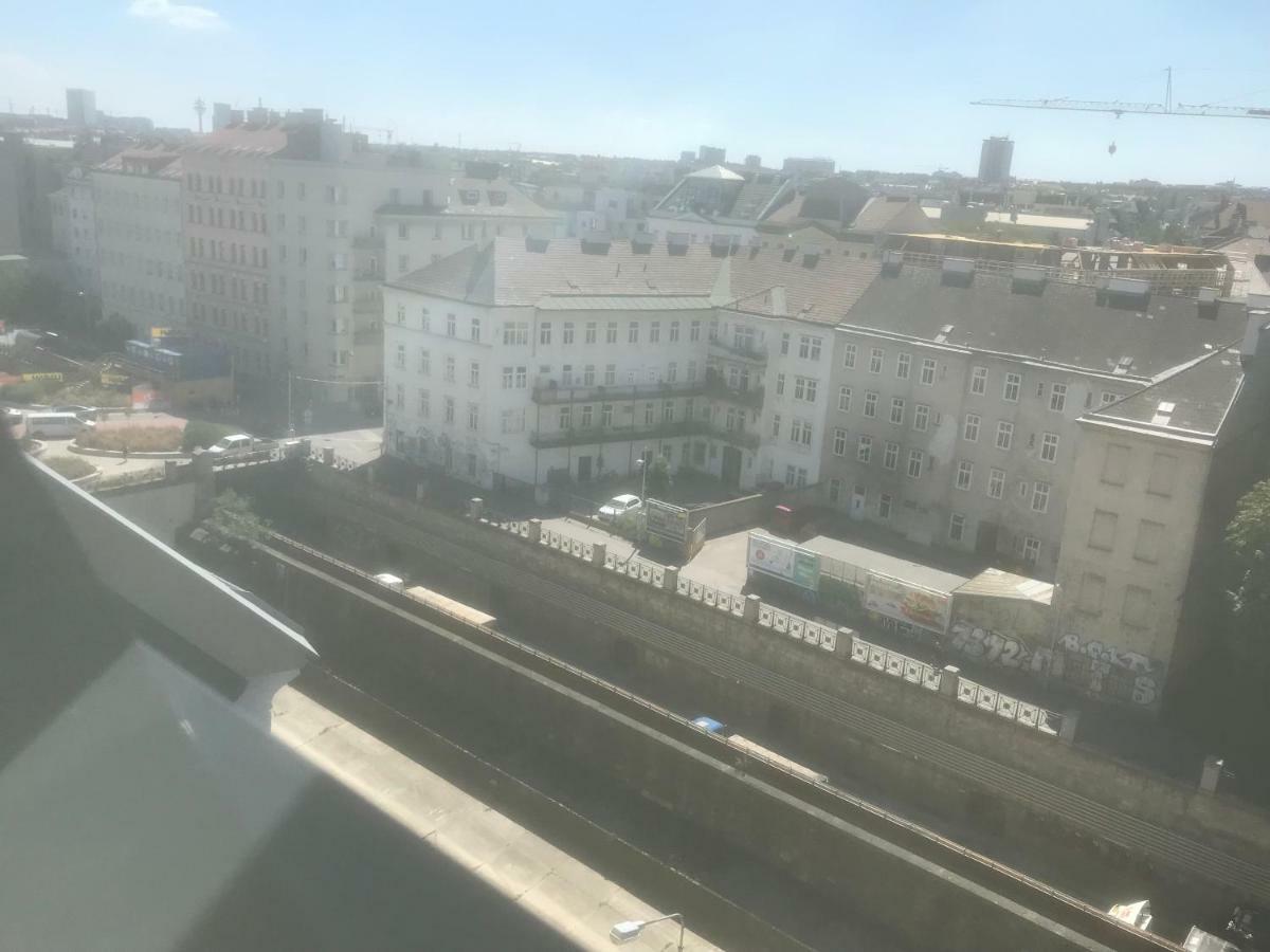 Roof Top Apartment With Views. ウィーン エクステリア 写真